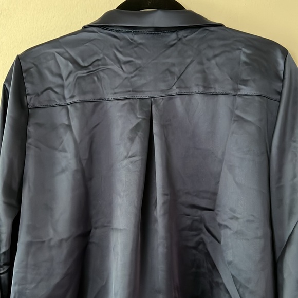 Sweet Rain Long Sleeve Top (might be a pajama top) Please see photos for flaws. - Picture 6 of 6